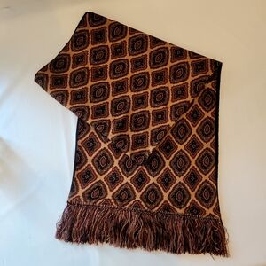 Nick & Nora Brown Wool Medallion Scarf 32x13" Wrap Cover